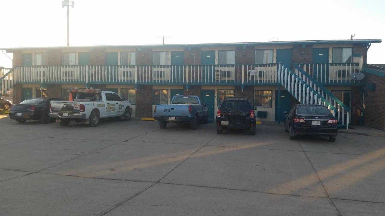 RANCHLAND Inn Nanton Bagian luar foto