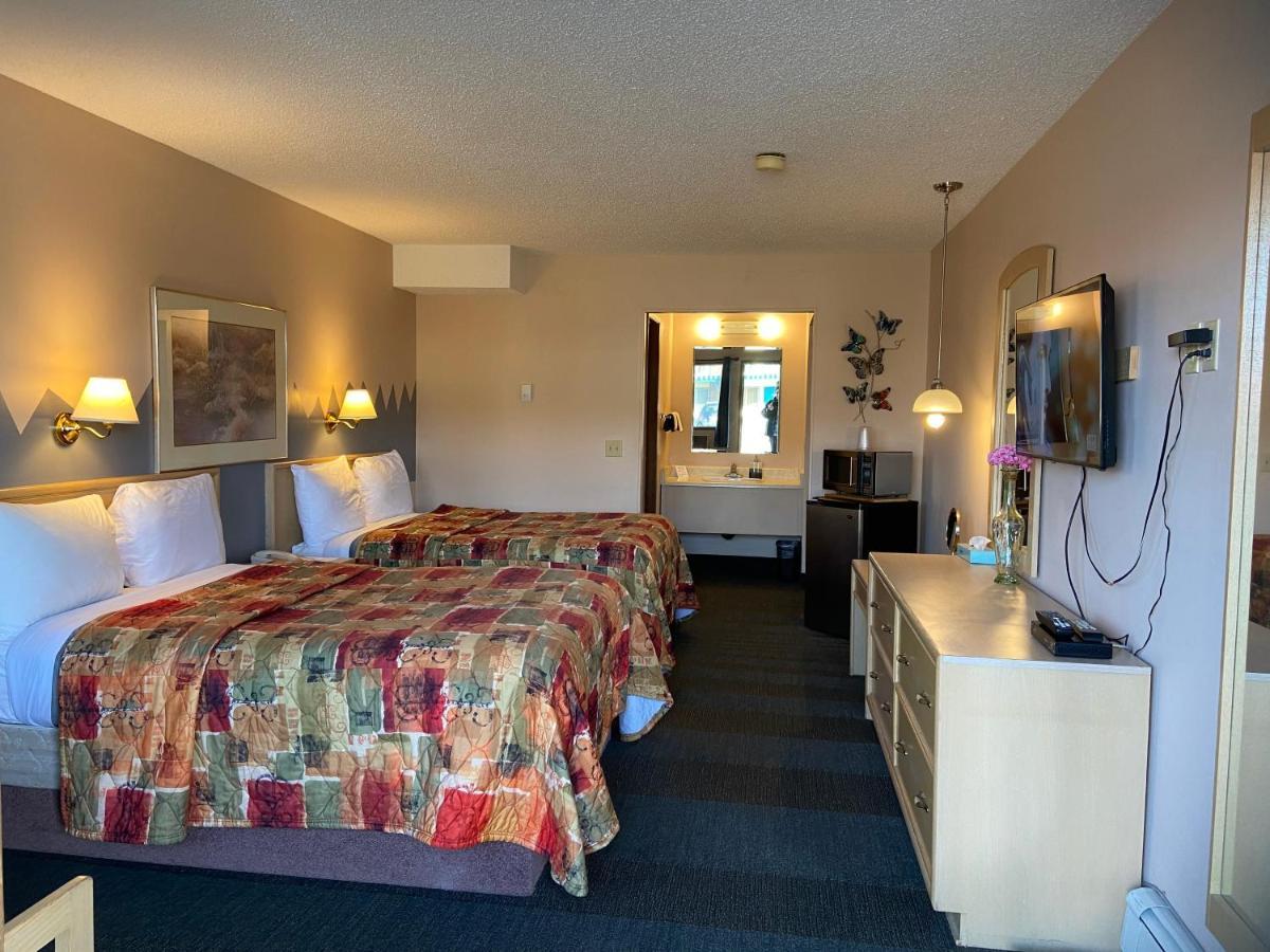 RANCHLAND Inn Nanton Bagian luar foto